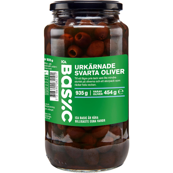 ICA Basic Svarta Oliver Urkärnade